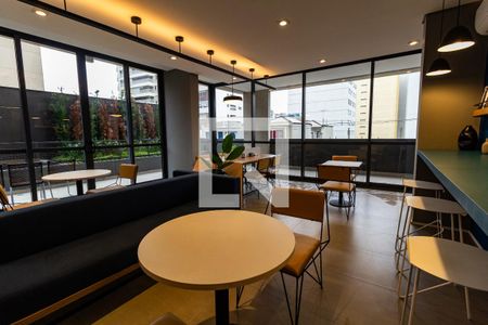 Studio à venda com 26m², 1 quarto e sem vaga Studio à venda com 26m², 1 quarto e sem vagaÁrea comum - Salão de festas