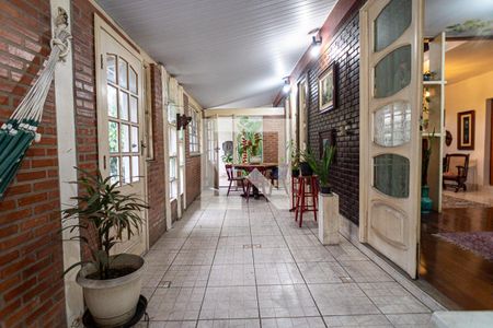 Sala de casa à venda com 6 quartos, 360m² em Itaipu, Niterói