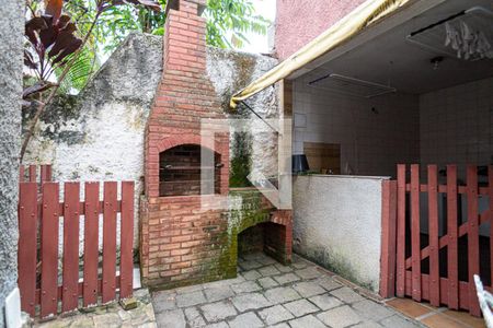 Casa à venda com 360m², 6 quartos e 2 vagasChurrasqueira