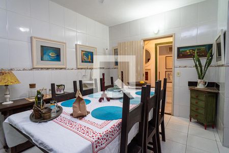 Casa à venda com 360m², 6 quartos e 2 vagasCozinha