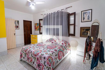 Casa à venda com 360m², 6 quartos e 2 vagasSuite 