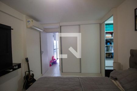 Apartamento à venda com 178m², 4 quartos e 2 vagas Apartamento à venda com 178m², 4 quartos e 2 vagasSuíte 4