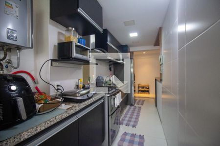 Apartamento à venda com 178m², 4 quartos e 2 vagas Apartamento à venda com 178m², 4 quartos e 2 vagasCozinha
