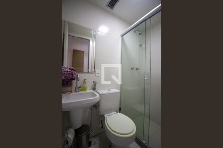 Apartamento à venda com 178m², 4 quartos e 2 vagas Apartamento à venda com 178m², 4 quartos e 2 vagasBanheiro Social