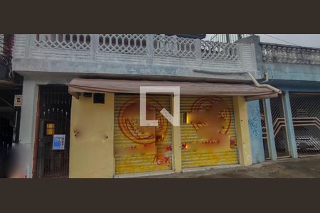 Casa à venda com 45m², 1 quarto e sem vaga Casa à venda com 45m², 1 quarto e sem vagaFachada