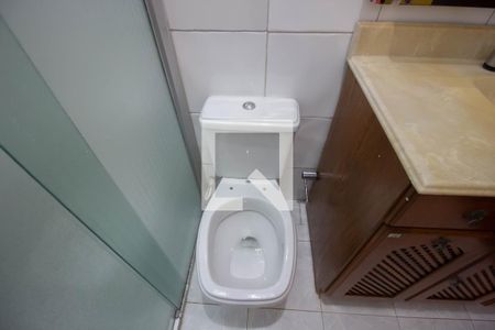 Casa à venda com 45m², 1 quarto e sem vaga Casa à venda com 45m², 1 quarto e sem vagaBanheiro