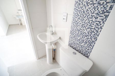 Apartamento para alugar com 35m², 2 quartos e sem vaga Apartamento para alugar com 35m², 2 quartos e sem vagaBanheiro