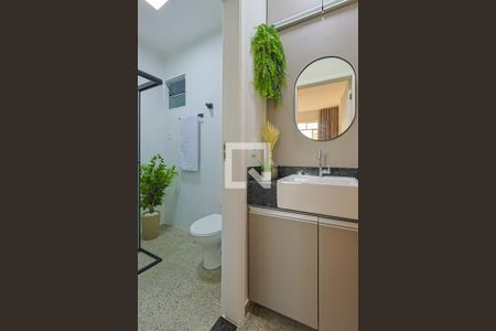 Apartamento para alugar com 65m², 2 quartos e sem vagaBanheiro