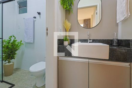 Apartamento para alugar com 65m², 2 quartos e sem vagaBanheiro
