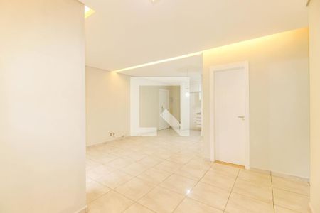 Sala e Quarto 1 de apartamento à venda com 3 quartos, 92m² em Guaiaúna, São Paulo