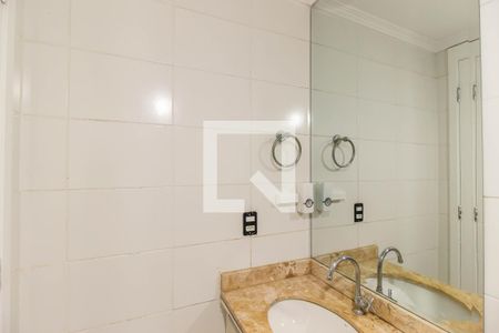 Apartamento à venda com 92m², 3 quartos e 1 vaga Apartamento à venda com 92m², 3 quartos e 1 vagaBanheiro da Suíte