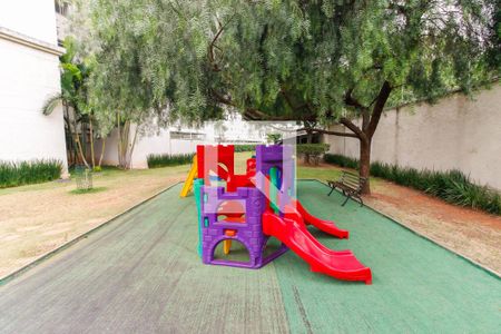Apartamento à venda com 92m², 3 quartos e 1 vaga Apartamento à venda com 92m², 3 quartos e 1 vagaÁrea comum - Playground