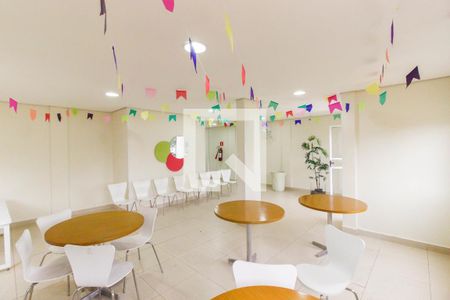 Apartamento à venda com 92m², 3 quartos e 1 vaga Apartamento à venda com 92m², 3 quartos e 1 vagaÁrea comum - Salão de festas