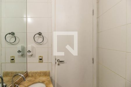 Apartamento à venda com 92m², 3 quartos e 1 vaga Apartamento à venda com 92m², 3 quartos e 1 vagaBanheiro Social