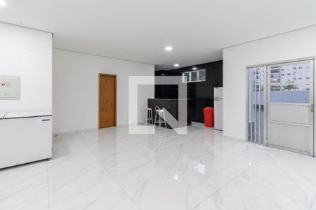 Apartamento para alugar com 56m², 2 quartos e 1 vagaÁrea comum - Salão de festas