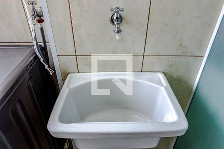 Apartamento para alugar com 68m², 2 quartos e 1 vagaÁrea de Serviço