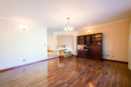 Sala de casa à venda com 4 quartos, 375m² em Vila Gilda, Santo André
