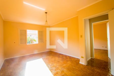 Casa à venda com 375m², 4 quartos e 5 vagasQuarto 2