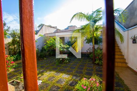 Casa à venda com 375m², 4 quartos e 5 vagasVista do quarto 1