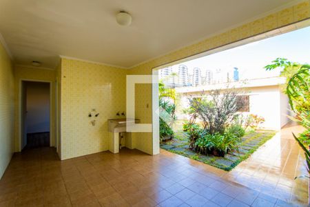 Casa à venda com 375m², 4 quartos e 5 vagasÁrea de serviço