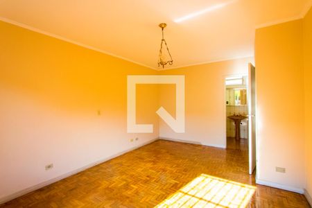 Casa à venda com 375m², 4 quartos e 5 vagasQuarto 1 - Suíte