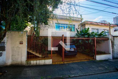Casa à venda com 375m², 4 quartos e 5 vagasFachada