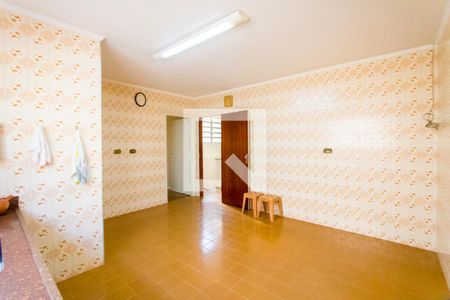 Casa à venda com 375m², 4 quartos e 5 vagasCozinha