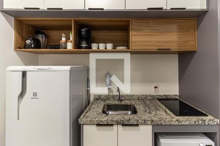 Studio para alugar com 27m², 1 quarto e sem vaga Studio para alugar com 27m², 1 quarto e sem vagaCozinha