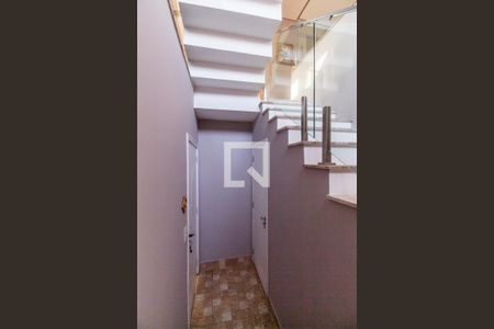 Casa de condomínio à venda com 350m², 4 quartos e 5 vagasEntrada