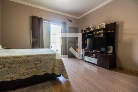 Casa de condomínio à venda com 350m², 4 quartos e 5 vagasSuíte master