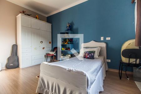 Casa de condomínio à venda com 350m², 4 quartos e 5 vagasSuíte 2