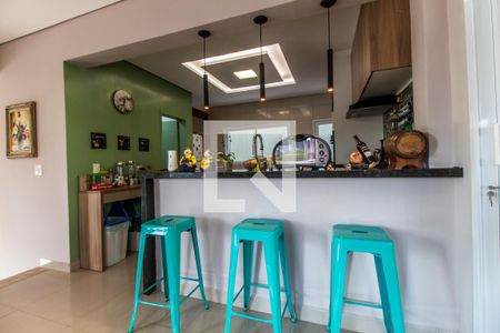 Casa de condomínio à venda com 350m², 4 quartos e 5 vagasCozinha