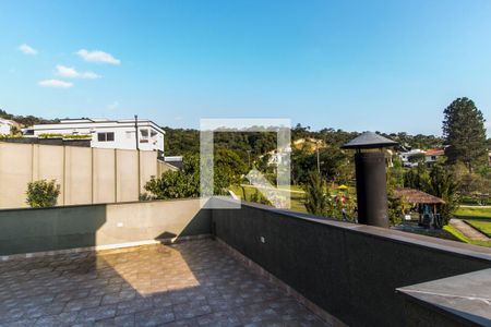 Casa de condomínio à venda com 350m², 4 quartos e 5 vagasVaranda