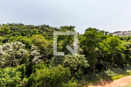 Casa de condomínio à venda com 350m², 4 quartos e 5 vagasVista