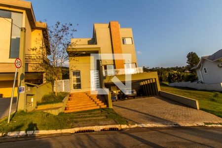 Casa de condomínio à venda com 350m², 4 quartos e 5 vagasGaragem