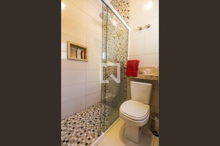 Casa de condomínio à venda com 350m², 4 quartos e 5 vagasBanheiro