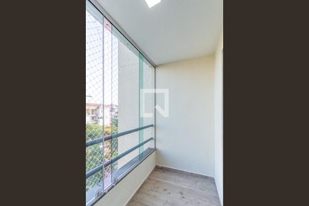 Sacada de apartamento para alugar com 2 quartos, 59m² em Veloso, Osasco