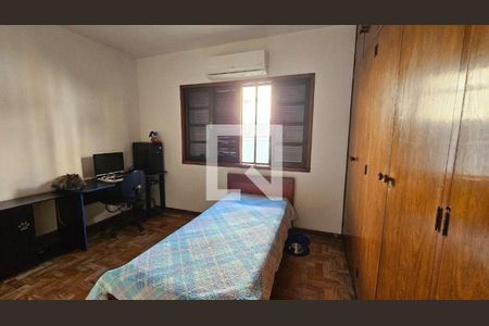 Casa à venda com 3 quartos, 160m² em Jardim Peri Peri, São Paulo