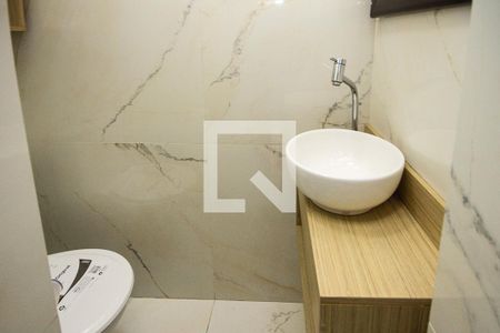 Casa de condomínio à venda com 150m², 2 quartos e 2 vagasLavabo 2