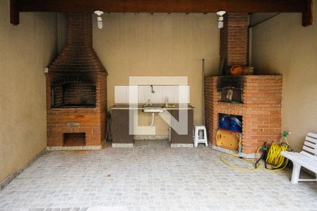 Casa de condomínio à venda com 150m², 2 quartos e 2 vagasÁrea comum - Churrasqueira