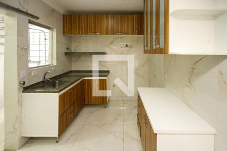 Casa de condomínio à venda com 150m², 2 quartos e 2 vagasCozinha