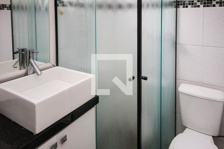 Casa de condomínio à venda com 150m², 2 quartos e 2 vagasBanheiro da Suite