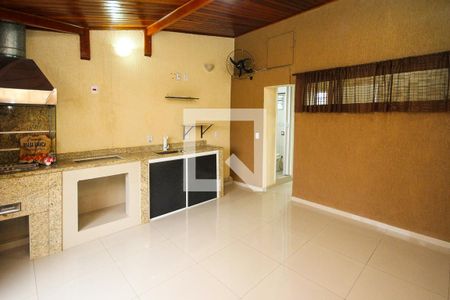 Casa de condomínio à venda com 150m², 2 quartos e 2 vagasEspaço Gourmet