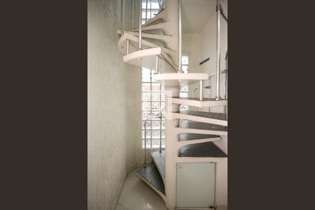 Casa de condomínio à venda com 150m², 2 quartos e 2 vagasQuintal