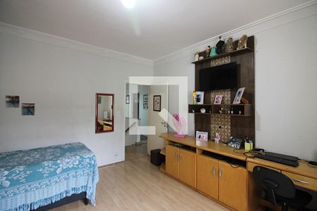 Casa à venda com 244m², 4 quartos e 2 vagasQuarto 2