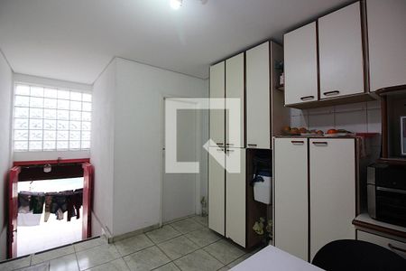Casa à venda com 244m², 4 quartos e 2 vagasCopa