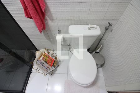 Casa à venda com 244m², 4 quartos e 2 vagasQuarto 1 - Suíte Banheiro