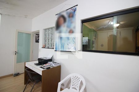 Casa à venda com 244m², 4 quartos e 2 vagasQuarto 4