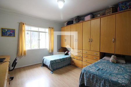 Casa à venda com 244m², 4 quartos e 2 vagasQuarto 2