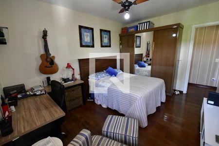 Casa de condomínio à venda com 250m², 4 quartos e 2 vagasQuarto 2